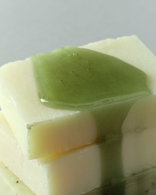 Hydro-Haarshampoo mit Mineralschlamm